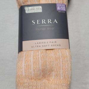 SERRA LADIES LOUNGE WEAR 2 PR ULTRA SOFT SOCKS FITS SHOE SIZE 4--10